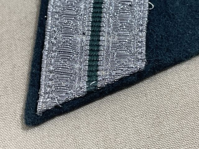Original WWII German Army Obergefreiter Rank Chevron — image 3
