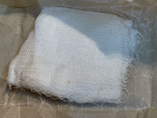 Original WWII German Medical Kit Packet of Gauze Compresses, Mullkompressen — image 7