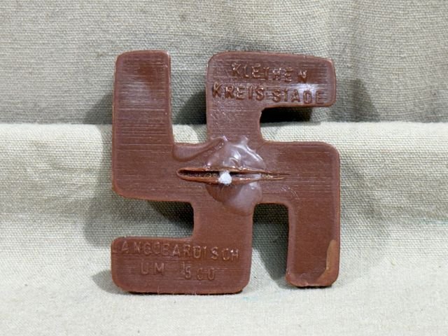 Original Nazi Era German Plastic Tinnie, KLETHEN KREIS STADE — image 2