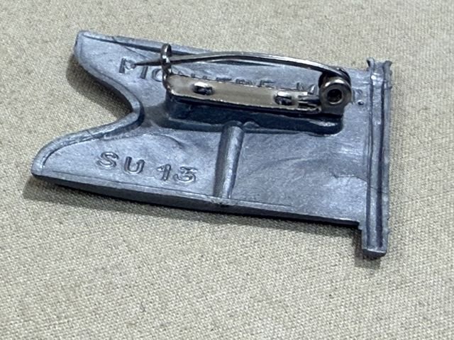 Original WWII German Army Engineer's Flag Tinnie, PIONIERE — image 3