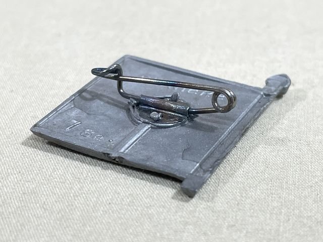 Original WWII German Engineer Flag Tinnie, PIONIERE — image 3