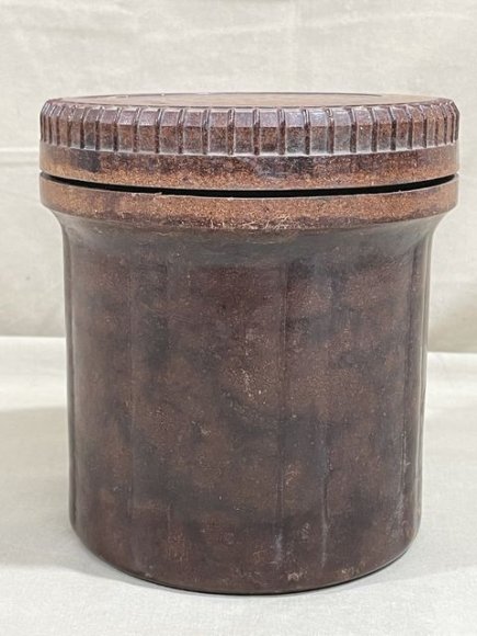 Original WWII German 10.5cm Field Howitzer 13 Bakelite Ammunition Container — image 3