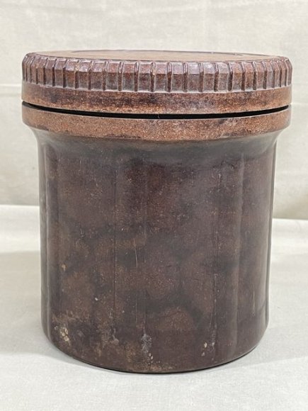 Original WWII German 10.5cm Field Howitzer 13 Bakelite Ammunition Container — image 4