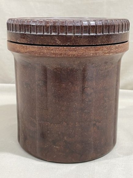 Original WWII German 10.5cm Field Howitzer 13 Bakelite Ammunition Container — image 3