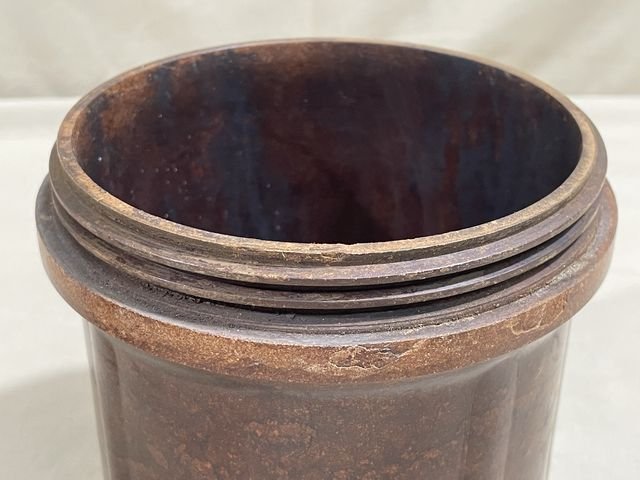 Original WWII German 10.5cm Field Howitzer 13 Bakelite Ammunition Container — image 8