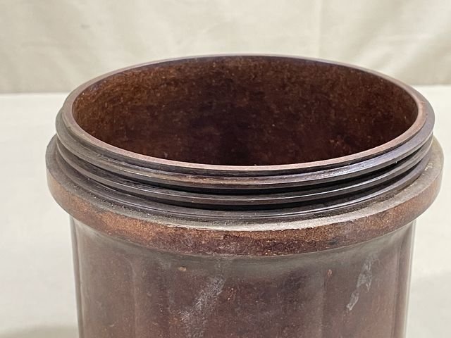 Original WWII German 10.5cm Field Howitzer 13 Bakelite Ammunition Container — image 10