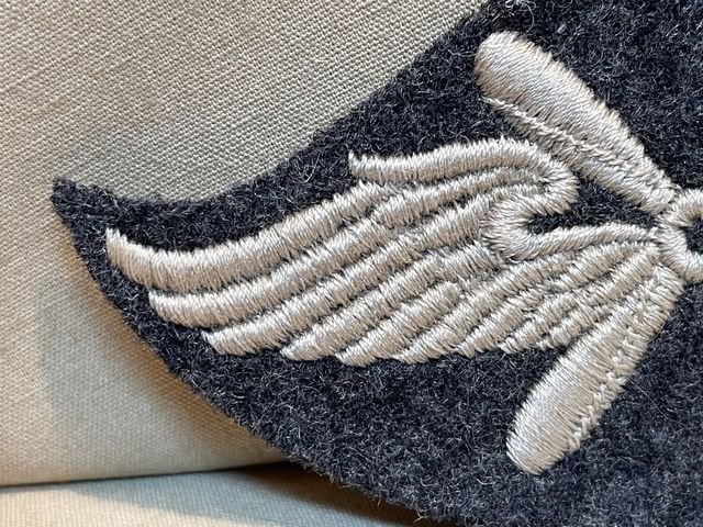 Original WWII German Luftwaffe Flight Personnel's Career Sleeve Insignia — image 3