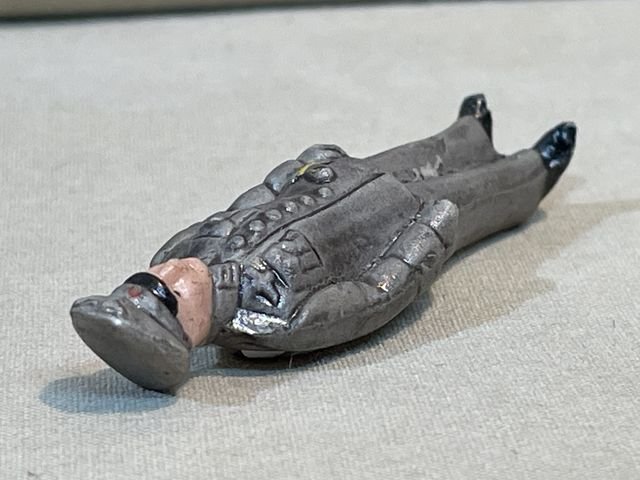 Original Nazi Era German WHW Donation Porcelain Figure, Luftwaffe Officer — image 3