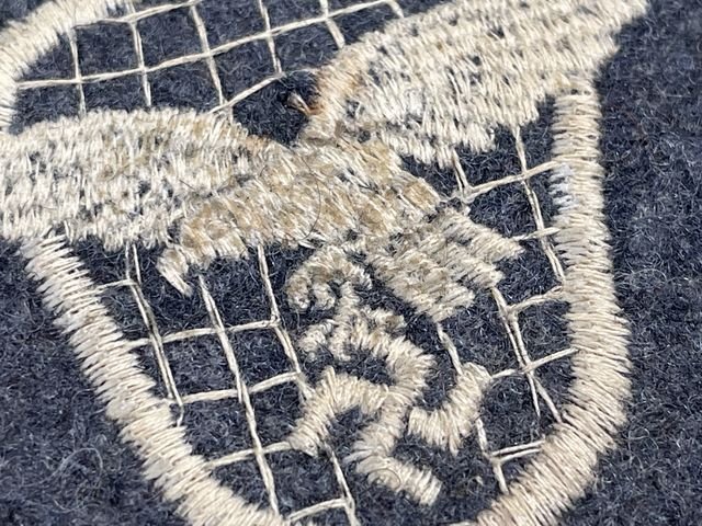 Original WWII German Luftwaffe Motor Vehicle Driver's Career Sleeve Insignia — image 5