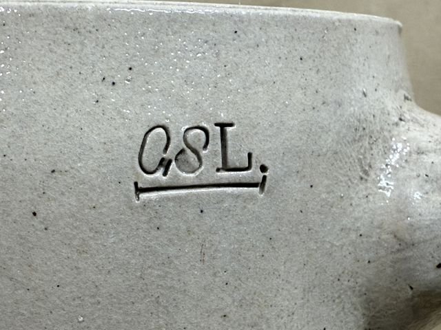 Original WWII or Pre-War German Haigerlocher Schloþbr‰u Beer Stein — image 4