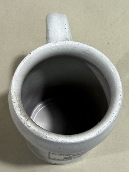 Original WWII or Pre-War German Haigerlocher Schloþbr‰u Beer Stein — image 8