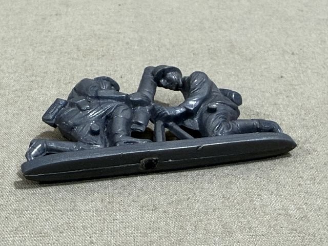 Original WWII German WHW Donation Figure, 8cm Mortar — image 4