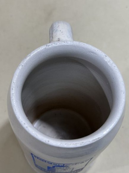 Original WWII or Pre-War German Haigerlocher Schloþbr‰u Beer Stein — image 8