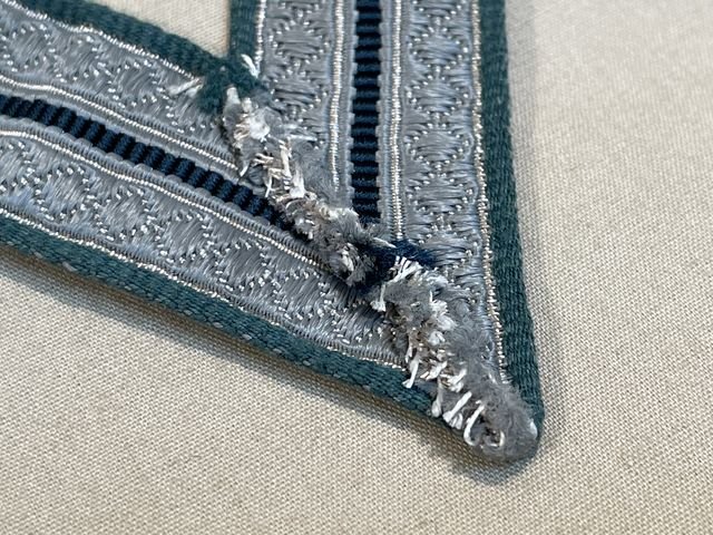 Original WWII German Army Obergefreiter Rank Chevron — image 5