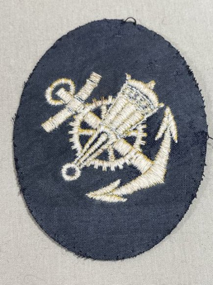 Original WWII German Kriegsmarine (Navy) Blocking Weapons Mechanic NCO's Career Sleeve Insignia — image 4