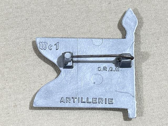 Original WWII German Flag Tinnie, ARTILLERIE — image 2