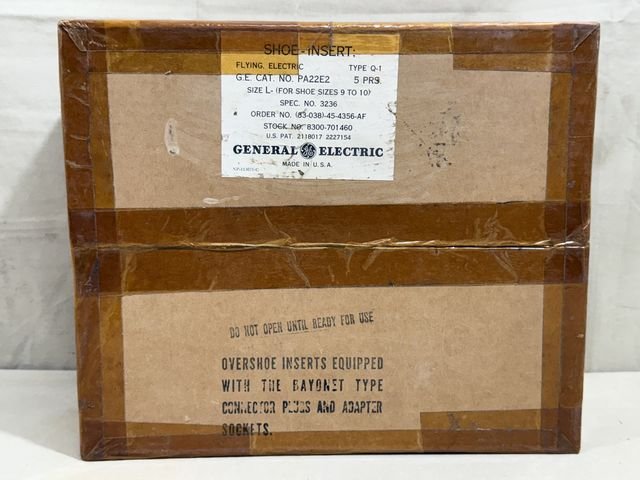 Original WWII US Army Air Force Electric Shoe Inserts, BOX OF 5 Pair — image 2