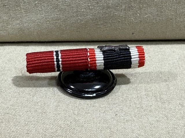 Original WWII German 2-Place Lapel Button Hole Ribbon Bar, UNISSUED — image 3