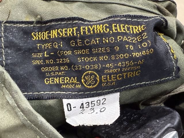 Original WWII US Army Air Force Electric Shoe Inserts, Pair — image 7