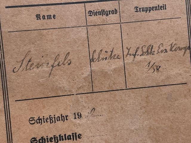 Original WWII German Soldier's Schießbuch (Shooting Book) for Rifle/Carbine — image 2