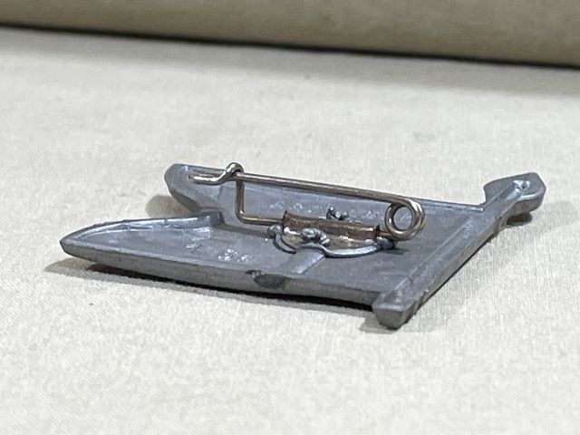 Original WWII German Flag Tinnie, ARTILLERIE — image 3