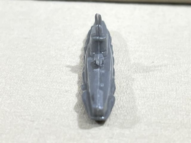 Original WWII German WHW Donation Figure, U-BOAT — image 2