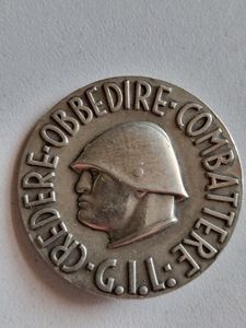 Italian Gil Youth Badge