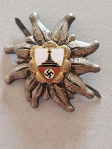 Unusual Old Comrades Badge on Eldelweiss