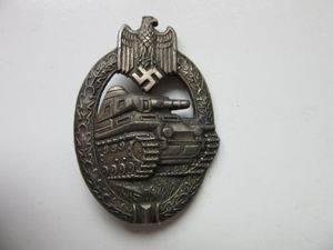 Tank Badge in Silver