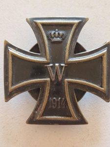 Iron Cross 1st Class 1914 Screwback