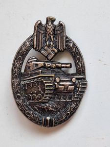Copy Silver Tank Badge