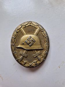 Gold Wound Badge