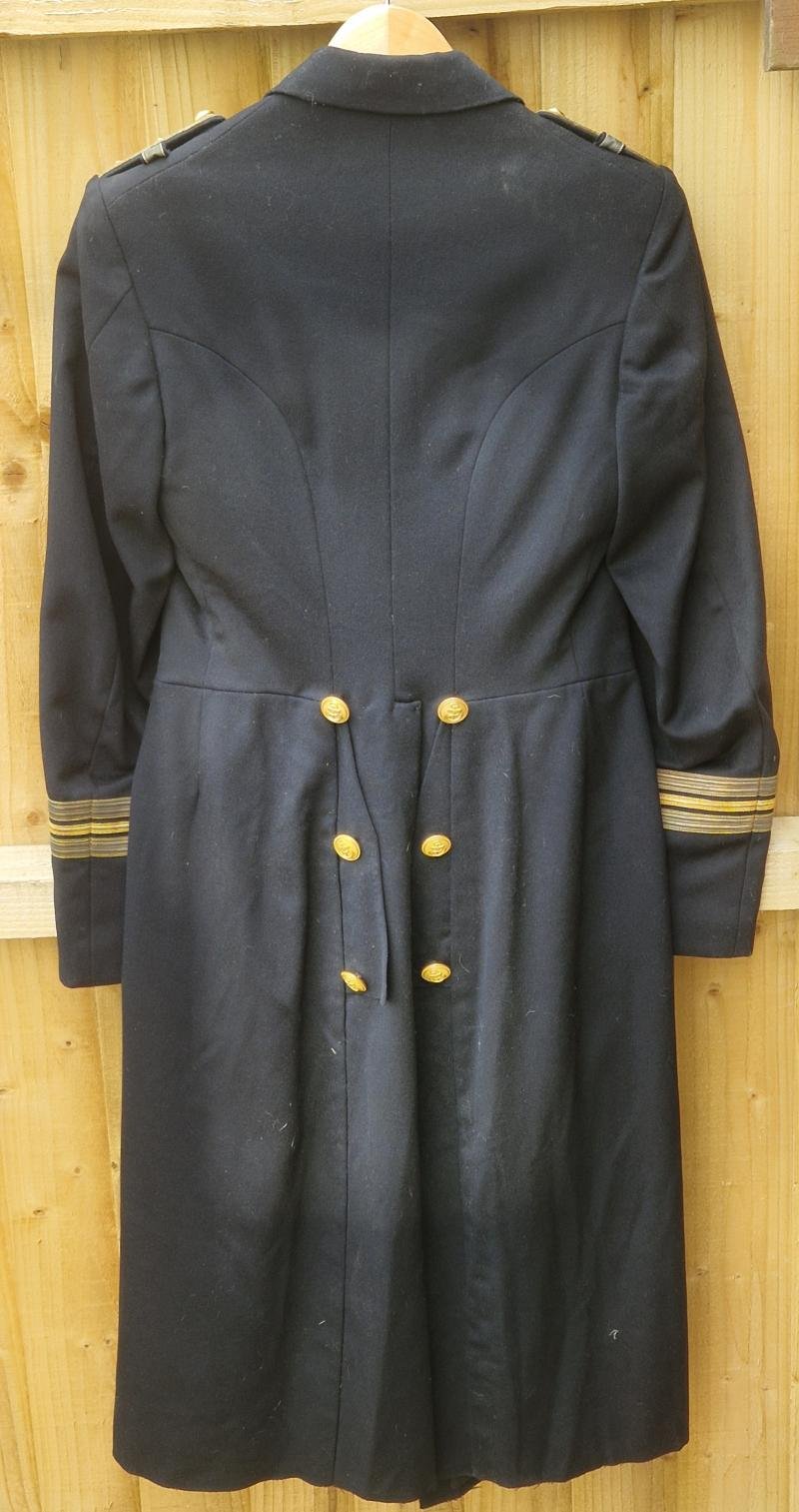 Kriegsmarine Officers Frock Coat in Amazing Condition — image 4