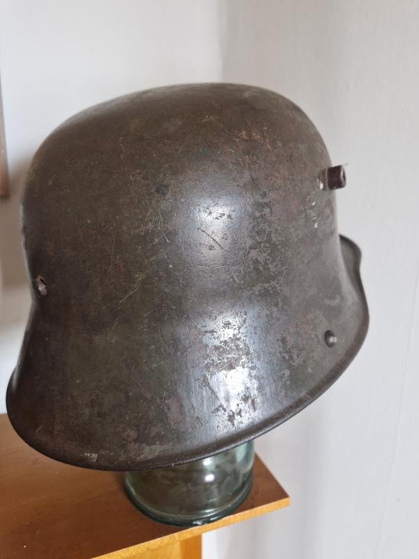 German WW1 M17 Combat Helmet — image 3