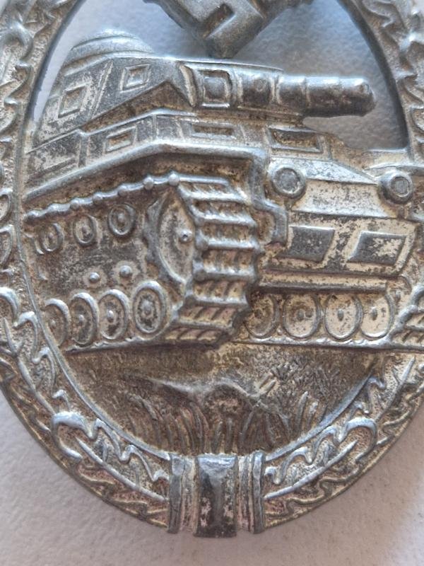 Silver Tank Badge — image 3