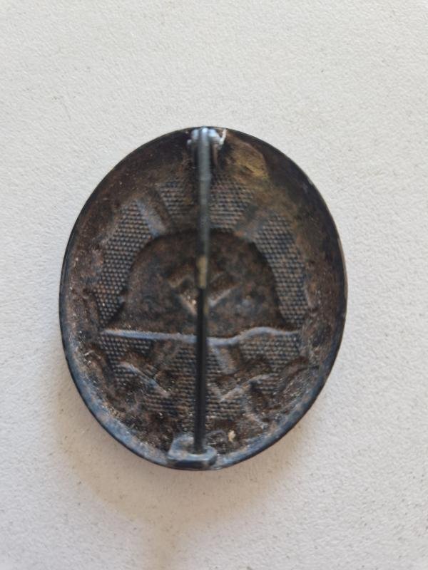 Black Wound Badge — image 2