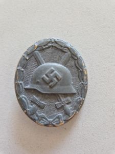 Gold Wound Badge