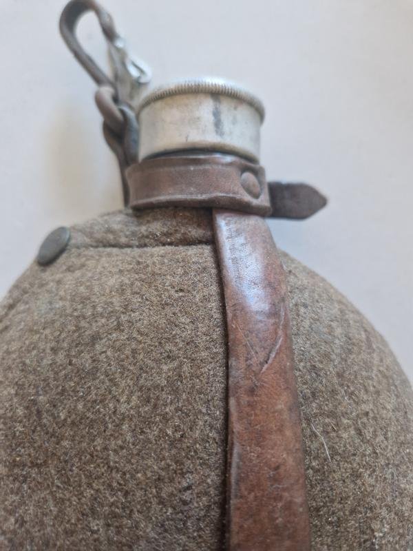 Hitler Youth Waterbottle — image 2