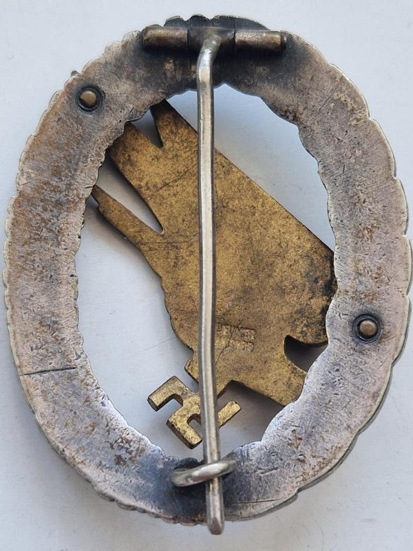 German Luftwaffe Paratrooper Badge Early — image 3