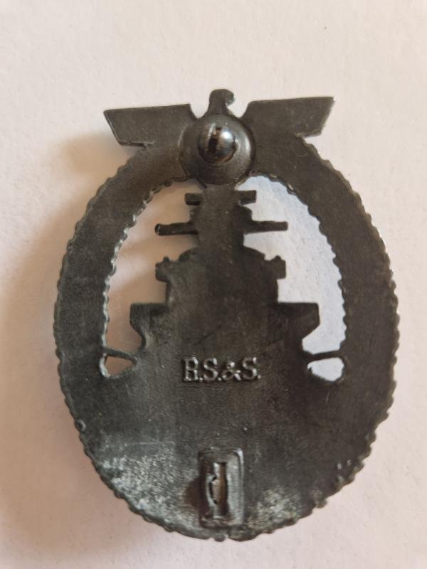 High Seas Fleet Badge Damaged — image 2