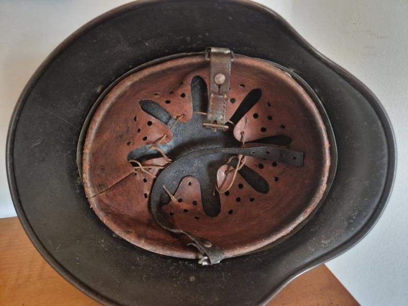 Army M40 Single Decal Combat Helmet — image 5