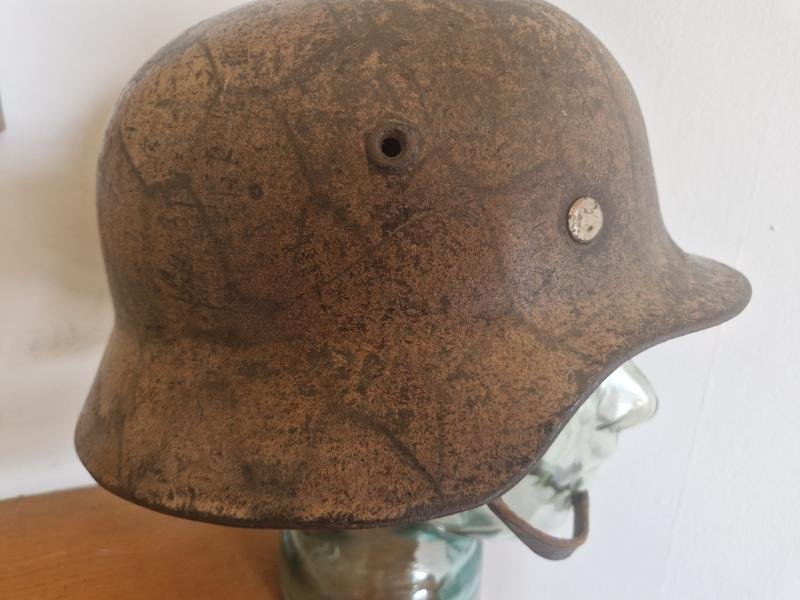 Army M40 Single Decal Combat Helmet Ex Chicken Wire Tropical Camo — image 4