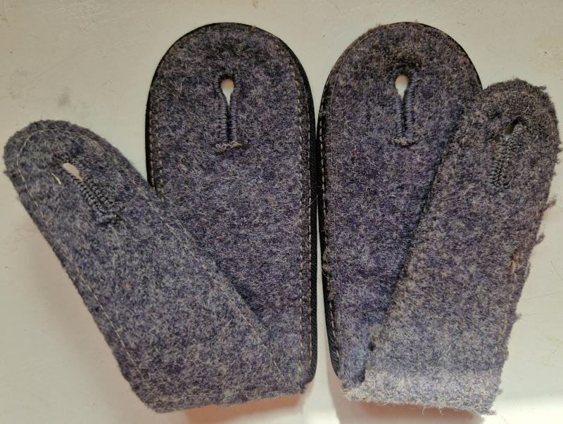 Luftwaffe Engineers Shoulder Straps — image 3