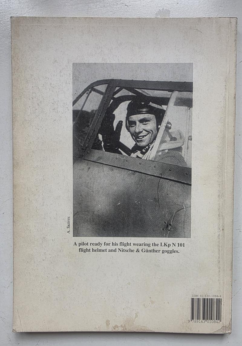 German Luftwaffe Flight Headgear — image 2