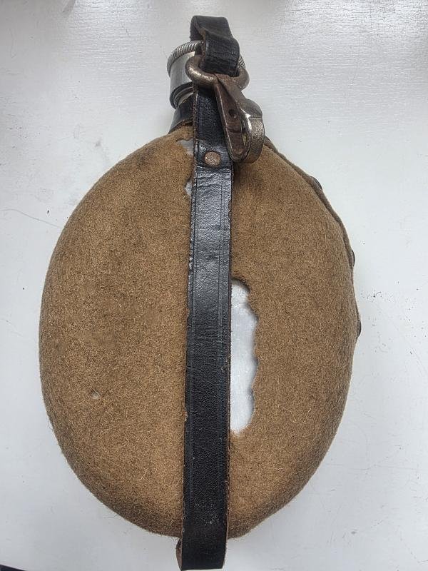 Water Bottle 1941 — image 2