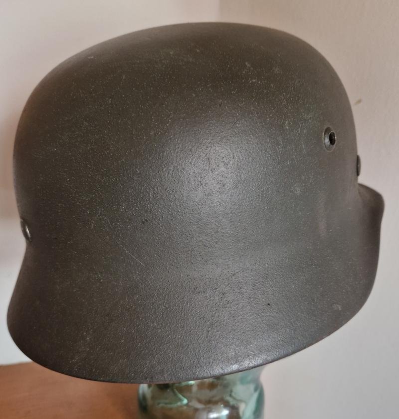 M35 German Army Helmet Repainted and Copy Decal — image 3