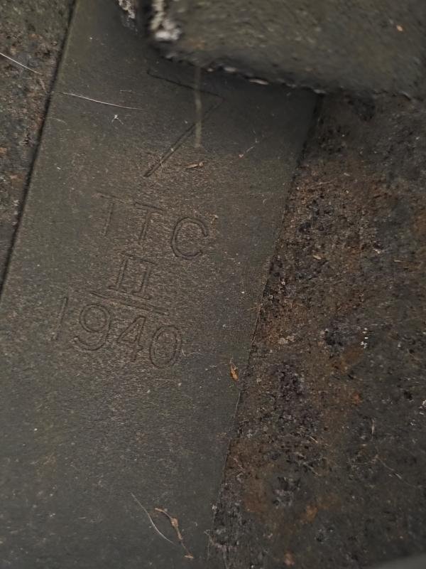 British WW2 Helmet 1940 dated Liner. — image 2