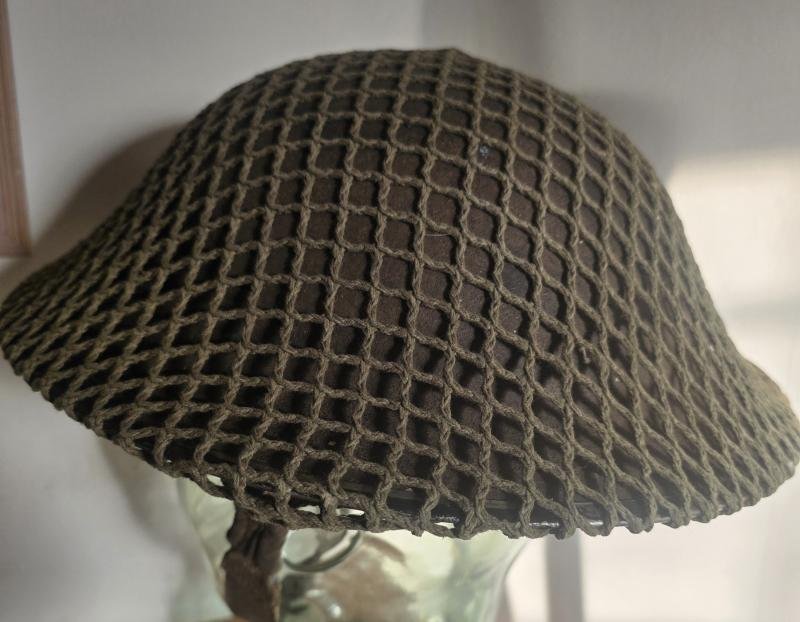British WW2 Helmet 1940 dated Liner. — image 4