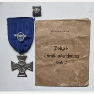 Police Long Service Medal with issue Pack