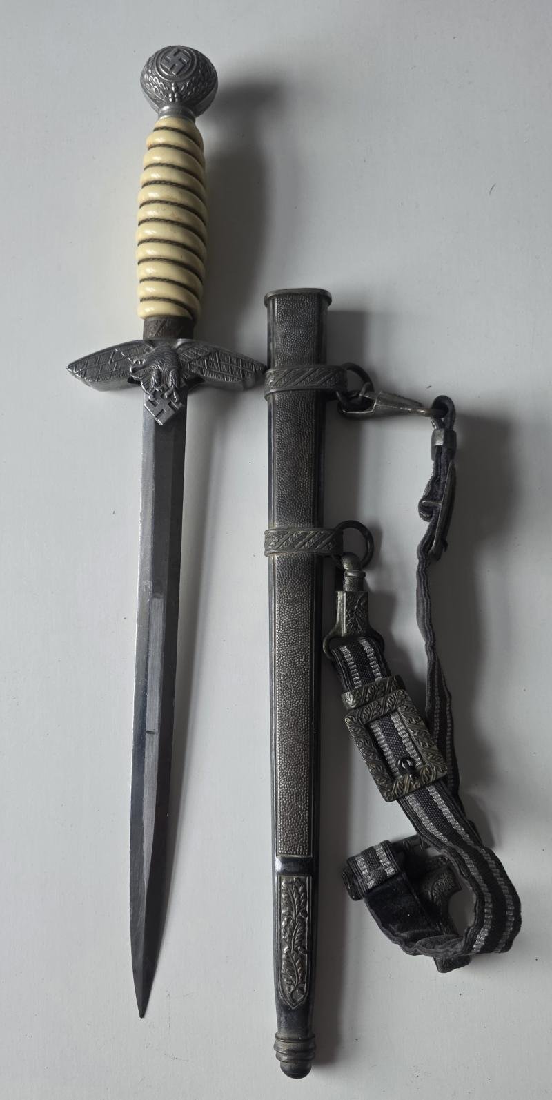 Luftwaffe 2nd Pattern with Hangers — image 3